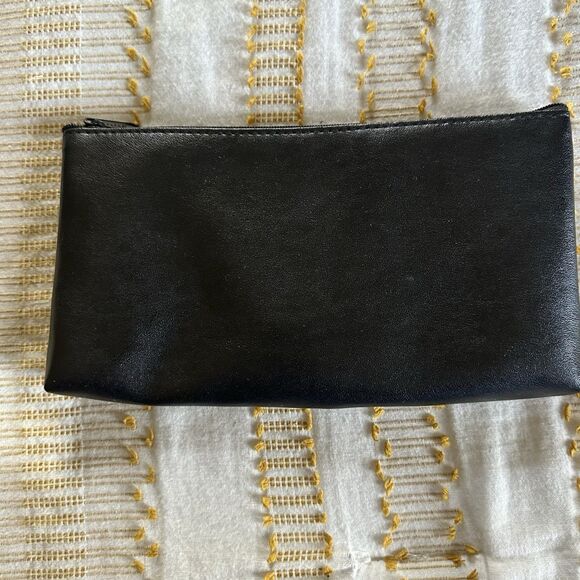 Morphe Black Zipper Makeup Brush Cosmetic Bag, 9x4.5 in - Picture 3 of 7